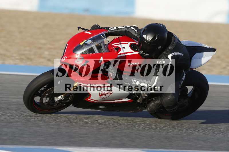 /02 28.-31.01.2025 Moto Center Thun Jerez/gruen-green/81